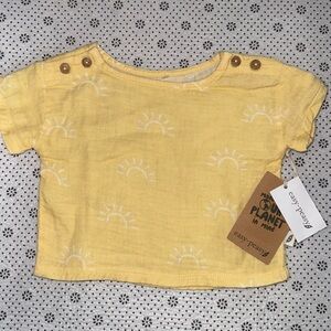 🛍NWT 🛍 CUTE LITTLE GIRLS LONG SHIRT SIZE 3-6 MONTHS 🛍